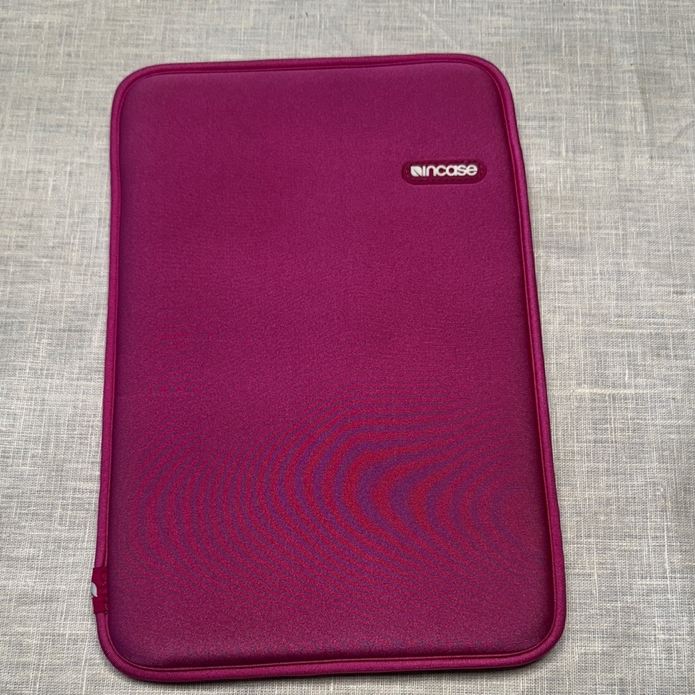 Incase Magenta Tablet Sleeve